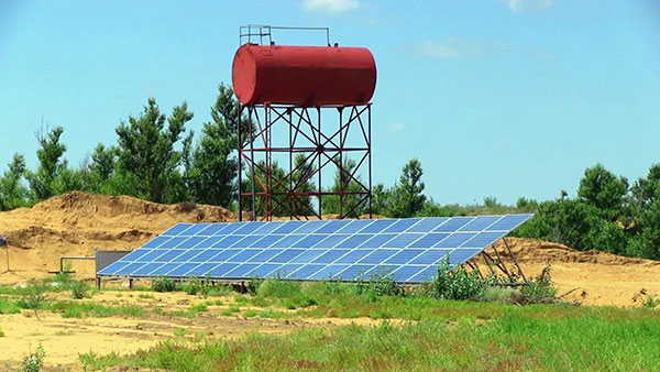 Cash crops and farmland irrigation