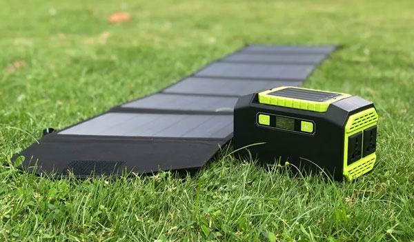 Portable solar panel application